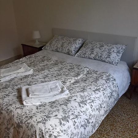 Marchese Ugo Bed and Breakfast Palermo Buitenkant foto