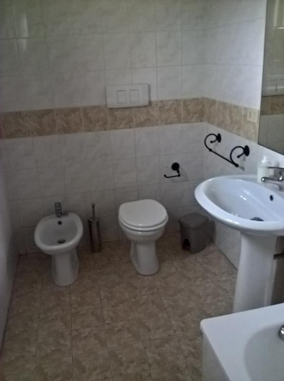 Marchese Ugo Bed and Breakfast Palermo Buitenkant foto