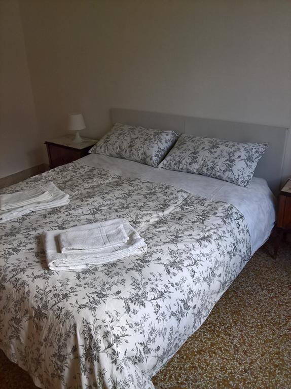 Marchese Ugo Bed and Breakfast Palermo Buitenkant foto